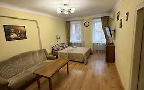 Apartment Krakivska 15
